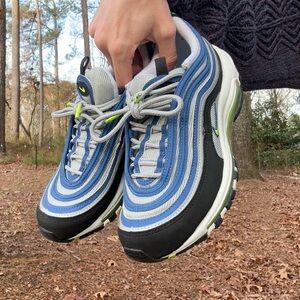 Nike Air Max Women’s 7.5